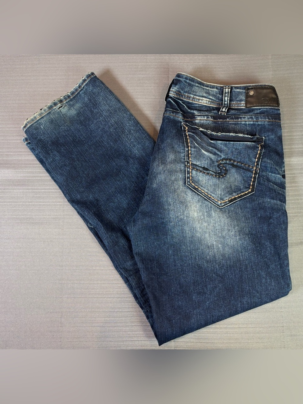 Silver Jeans Suki Mid Slim Boot Jeans Women’s 36x31 Stretch Medium Wash Denim